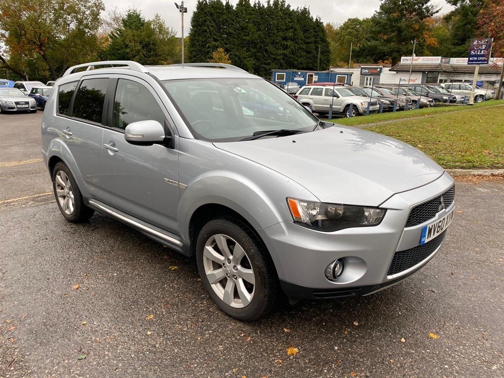 Mitsubishi Outlander DI-D JURO Mitsubishi Outlander DI-D JURO